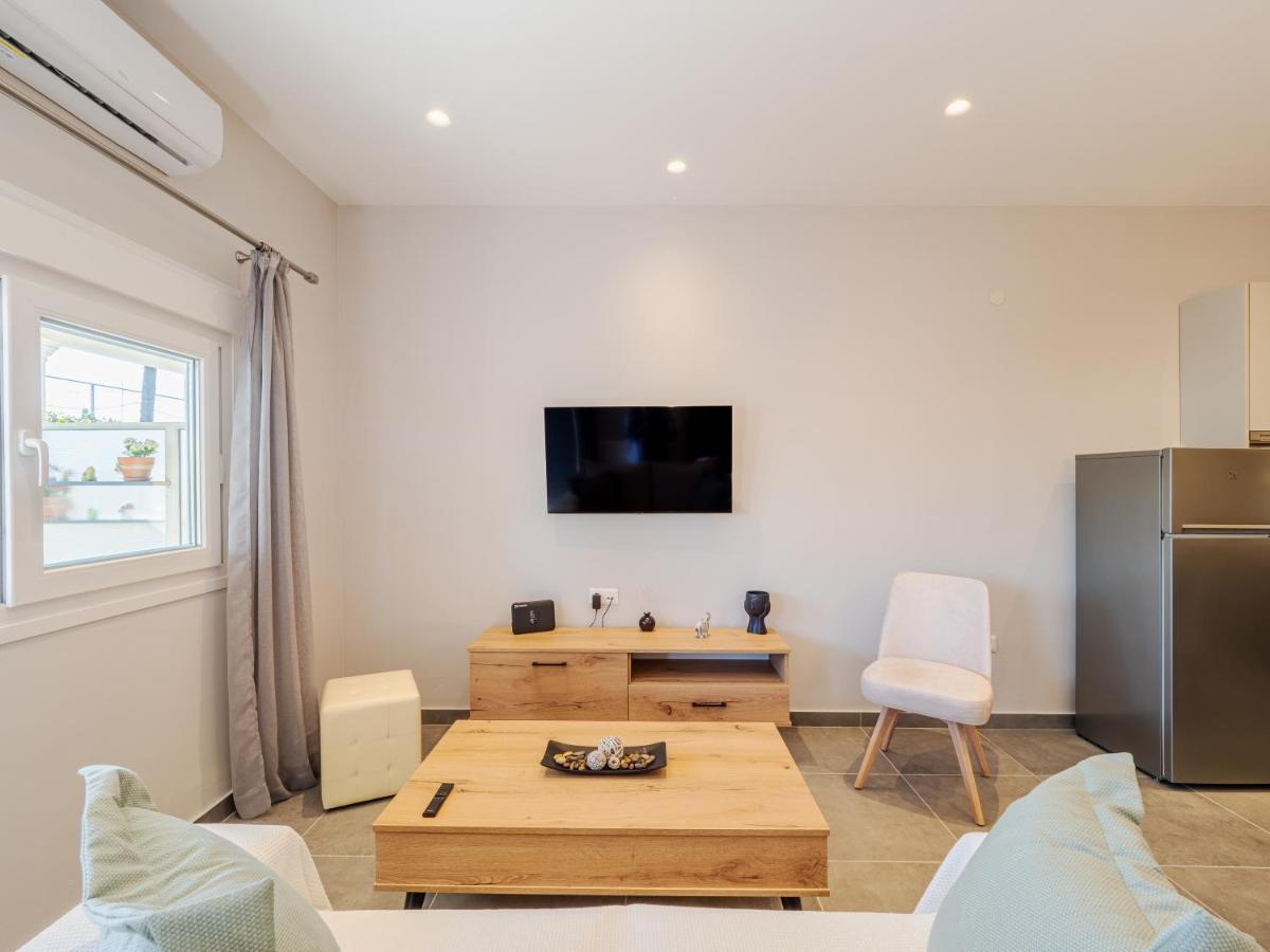 M&K - Maria'S Stylish Apartment Near Alykes Beach Corfu  Esterno foto