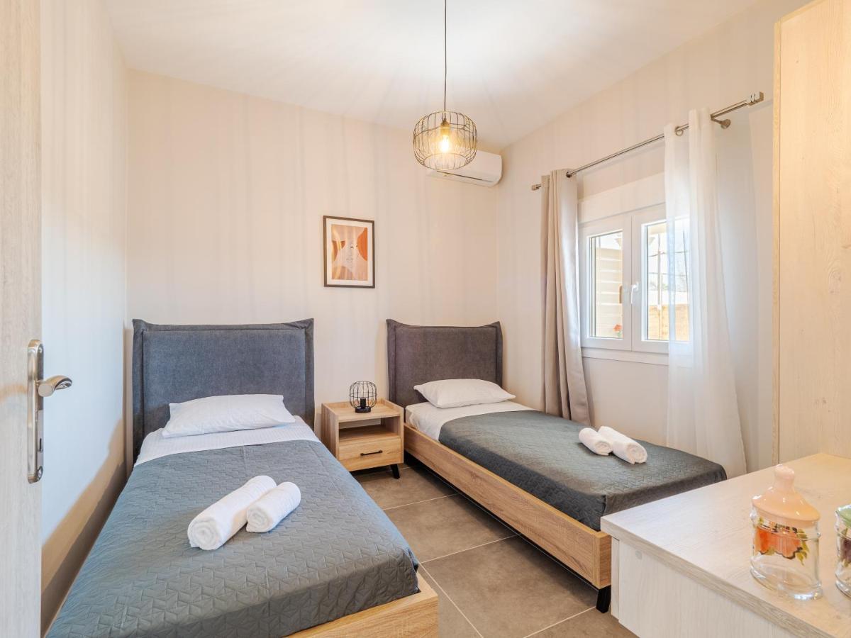 M&K - Maria'S Stylish Apartment Near Alykes Beach Corfu  Esterno foto