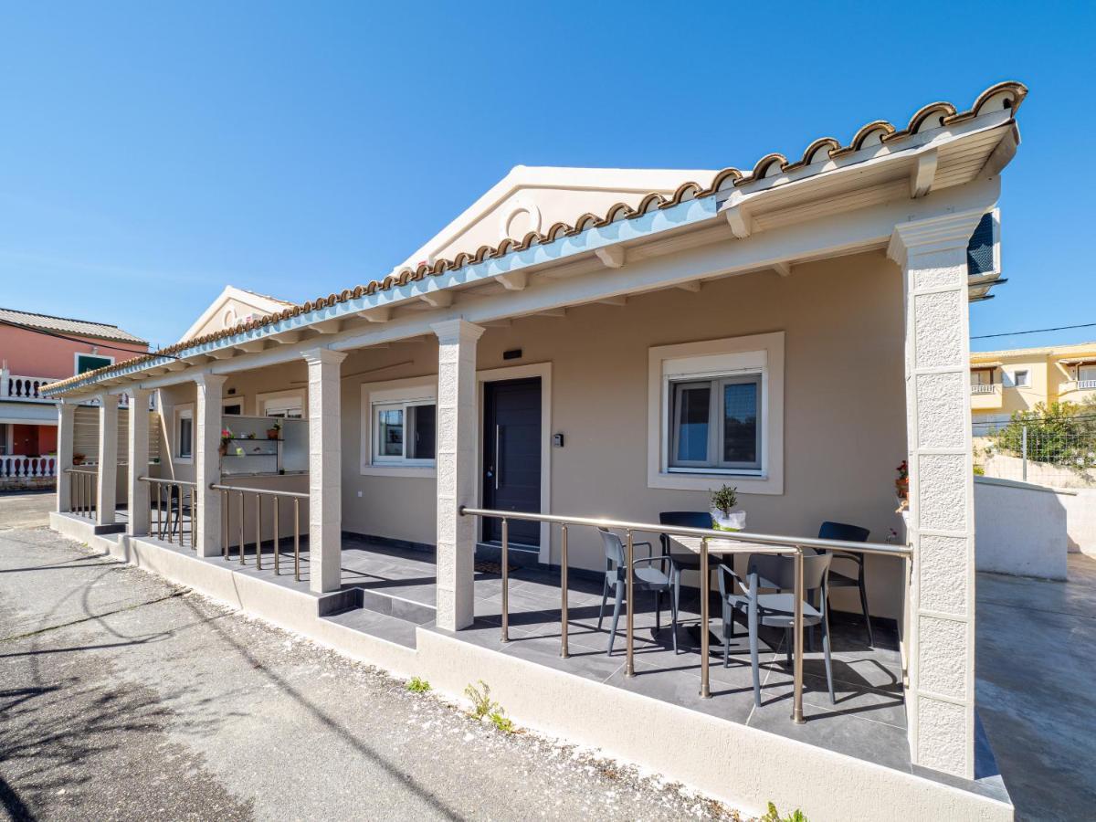 M&K - Maria'S Stylish Apartment Near Alykes Beach Corfu  Esterno foto