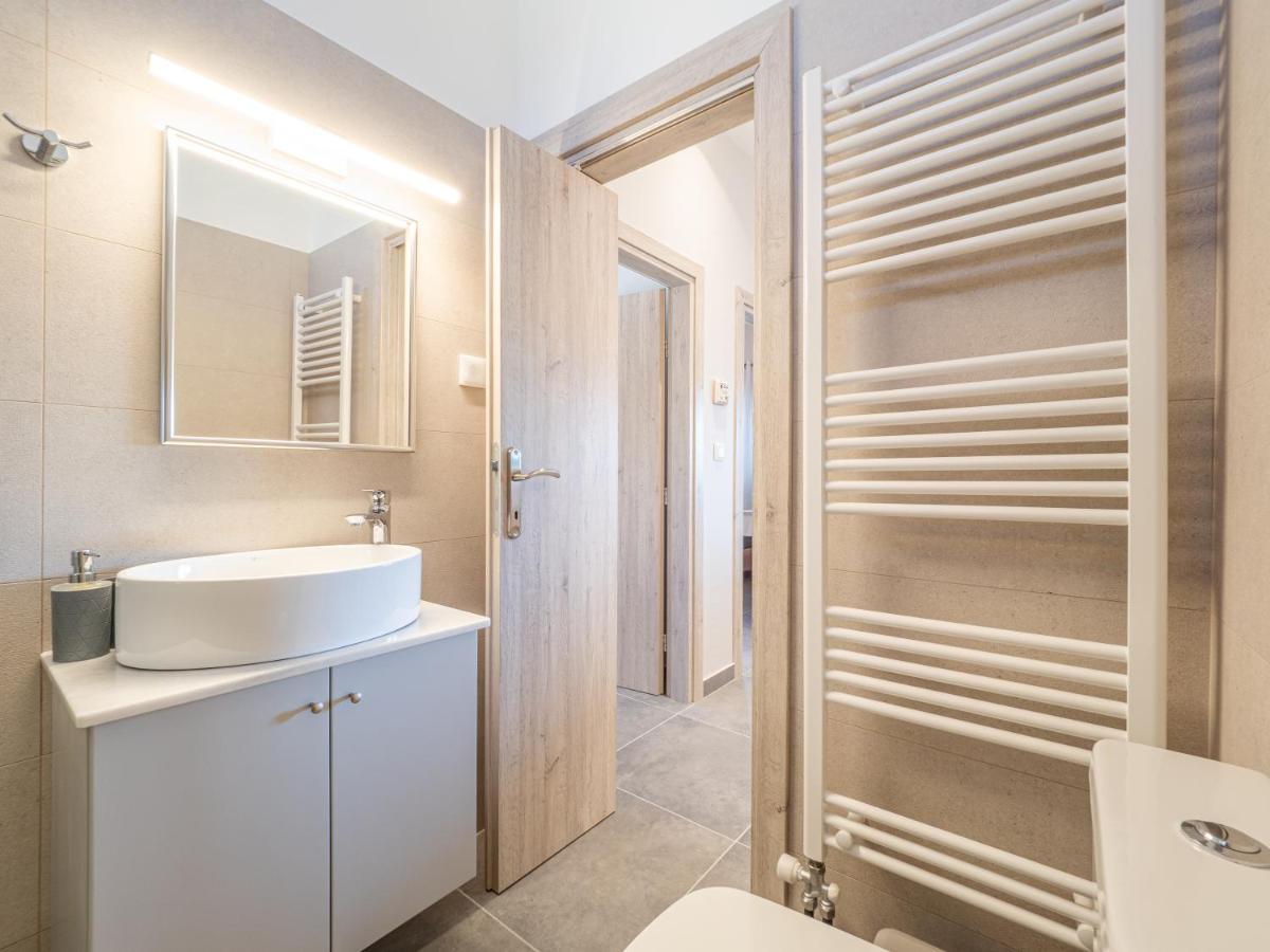M&K - Maria'S Stylish Apartment Near Alykes Beach Corfu  Esterno foto